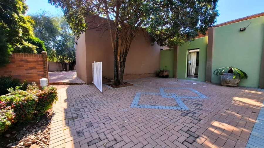 4 Bedroom Property for Sale in Universitas Ridge Free State
